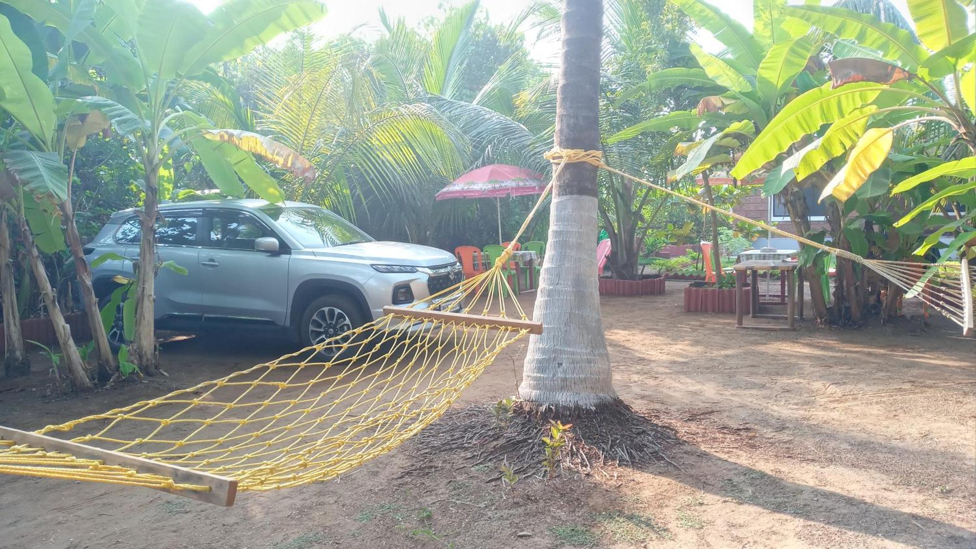 Coconut Village Resort อลีบาก ภายนอก รูปภาพ
